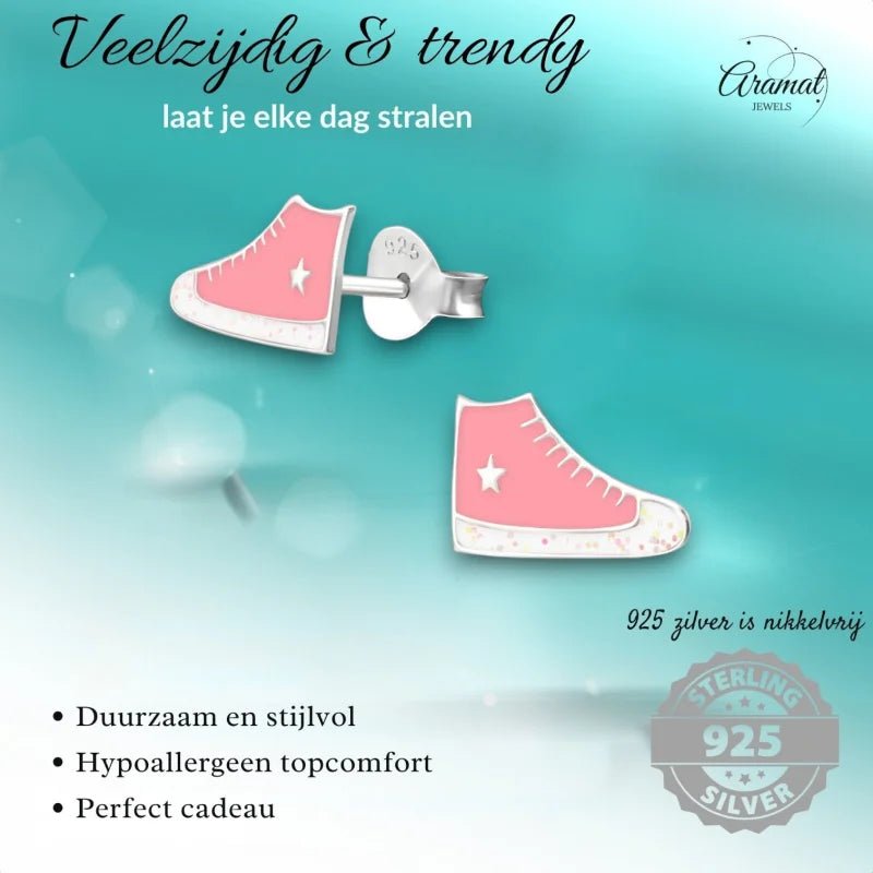 Zilveren Sneaker Oorbellen met Roze en Witte Glitter Emaille &acirc;&euro;&ldquo; 10x6mm -