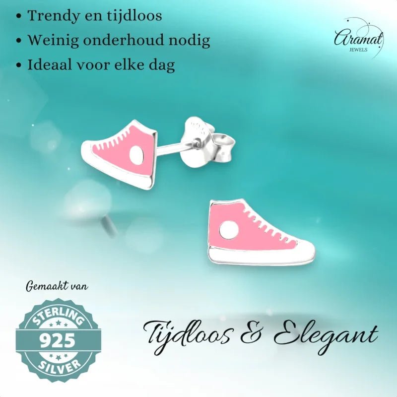 Zilveren Sneaker Oorbellen &acirc;&euro;&ldquo; Roze en Witte Emaille &acirc;&euro;&ldquo; 10x6mm -
