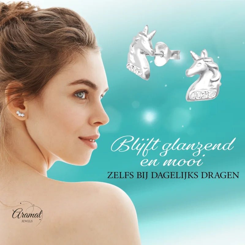 Unieke Zilveren Unicorn Oorbellen - Tijdloos & Stralend -