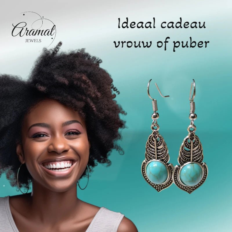 Boho Oorhangers Veertje met Blauwe Steen -