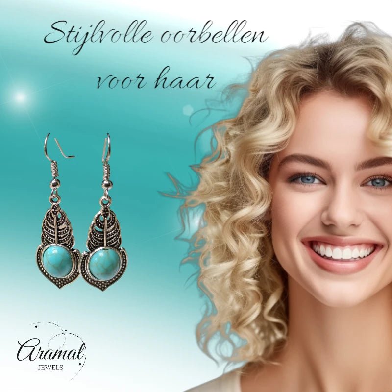 Boho Oorhangers Veertje met Blauwe Steen -