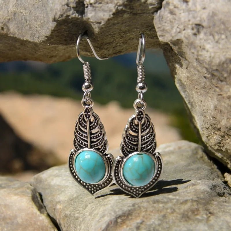 Boho Oorhangers Veertje met Blauwe Steen -