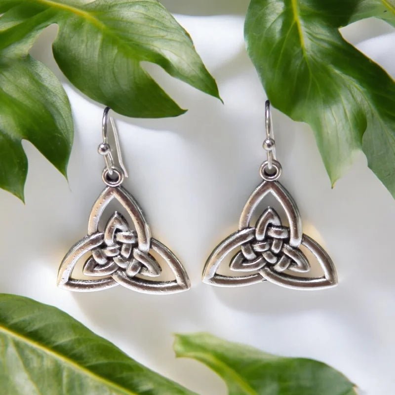 Boho Druppel Oorhangers met Keltisch Triquetra -