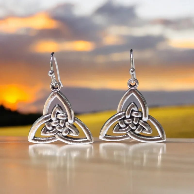 Boho Druppel Oorhangers met Keltisch Triquetra -