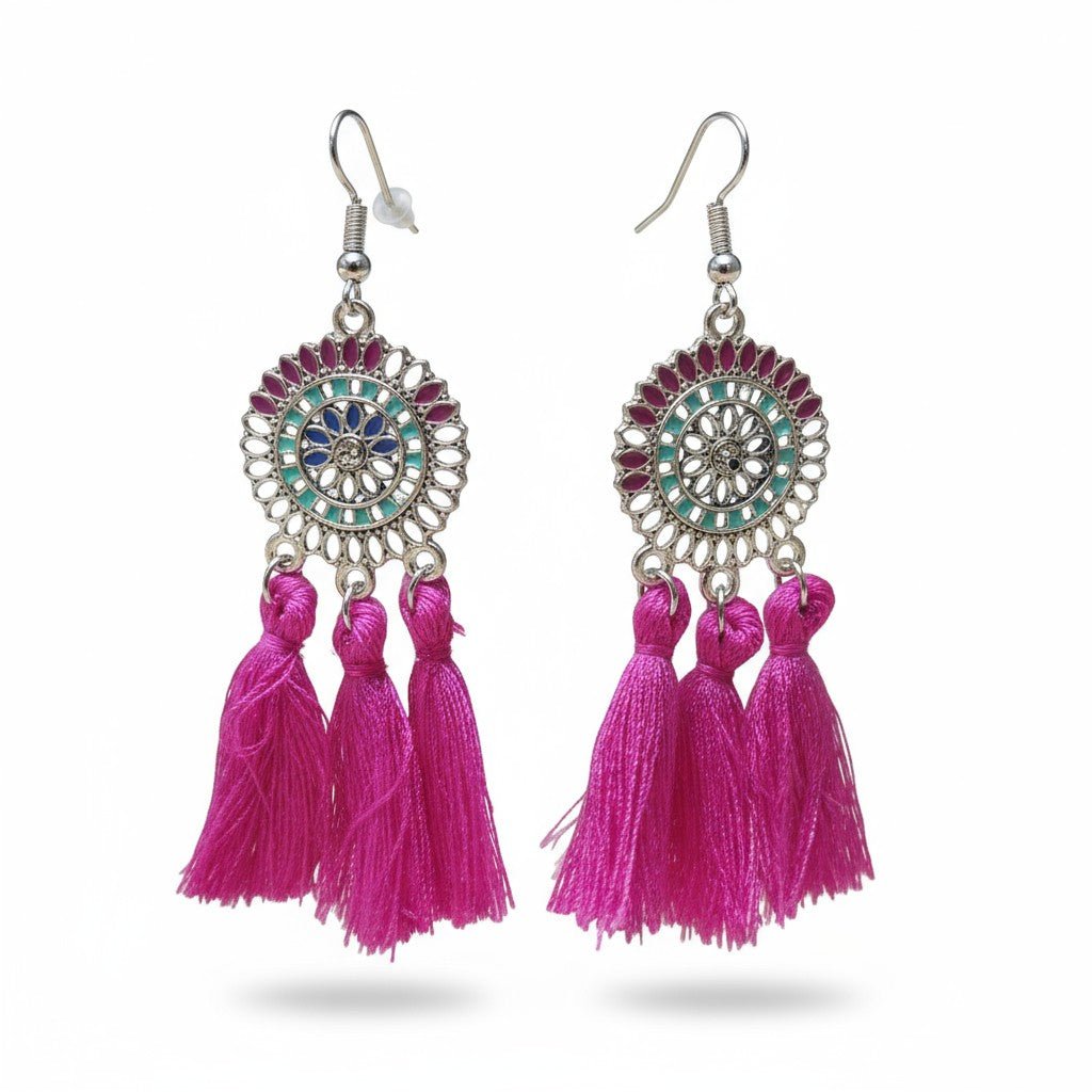 Kwastjes oorhangers boho stijl paars -