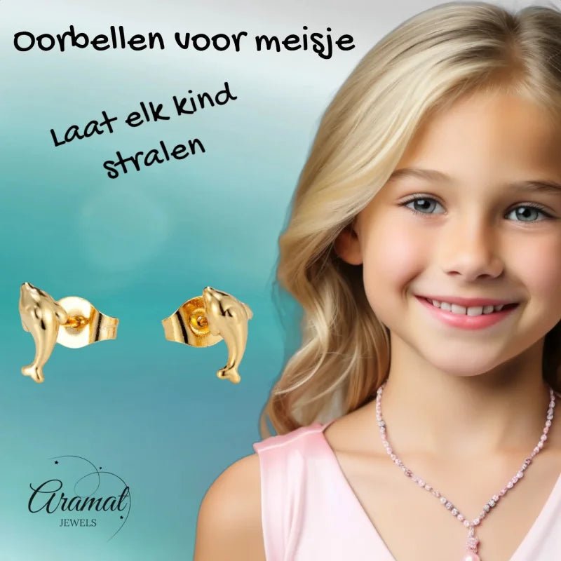 Goudkleurige Stalen Dolfijn Oorbellen 9x3mm -