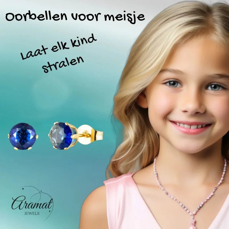 Goudkleurige Oorbellen Met Donkerblauwe Zirkonia -