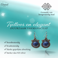 Bohemien oorhangers met blauw steentje -
