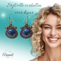 Bohemien oorhangers met blauw steentje -