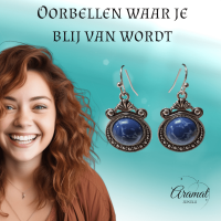 Bohemien oorhangers met blauw steentje -