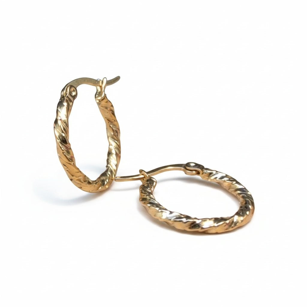 Goudkleurige RVS Oorringen met Gevlochten Design - 20 mm -