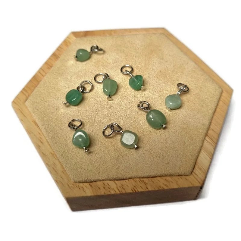 Groene Jade Bedeltje natuursteen - Goudkleur - Unisex