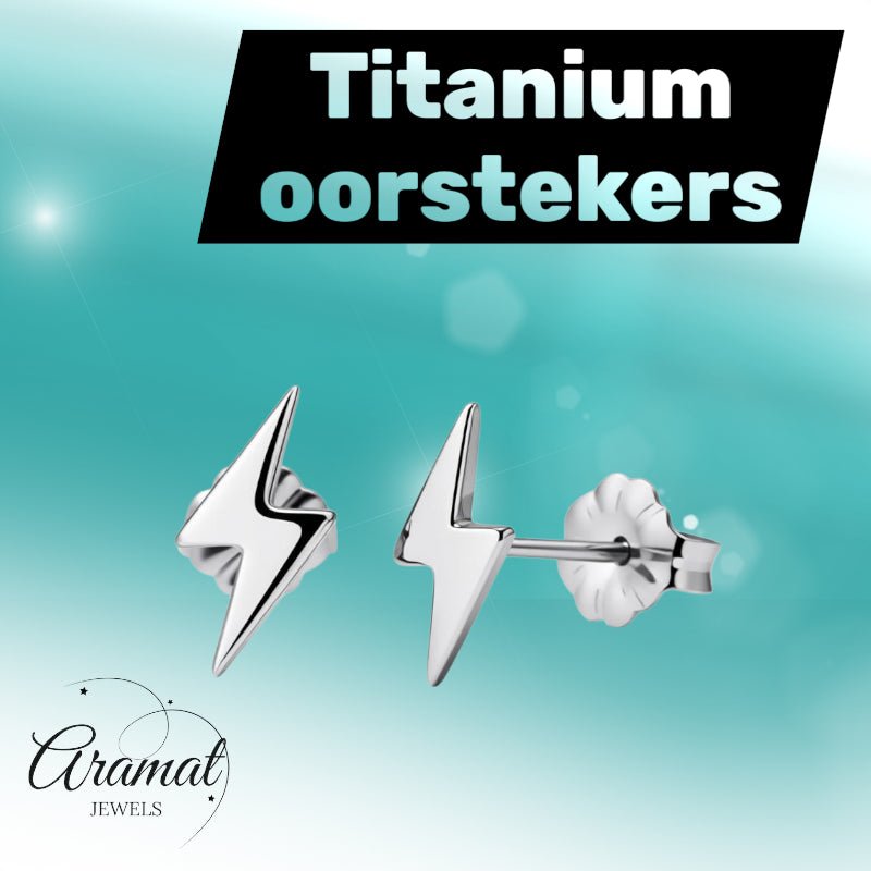 Oorbellen &acirc;&euro;&ldquo; Titanium Bliksem Flits Zilverkleurig (11x6mm) -