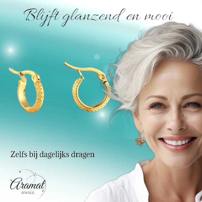 RVS Kleine Oorringen Goudkleur 10mm Ruitjes Motief - Trendy Hoepels - Amsterdam-10x3.5mm -