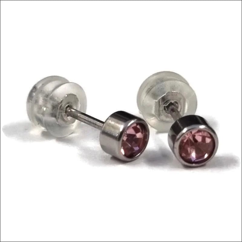 Oorknopjes &acirc;&euro;&ldquo; RVS 4mm met Roze Zirkonia -