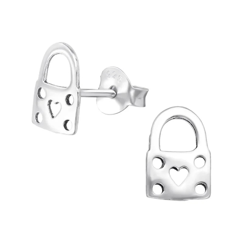 Hartvormige Zilveren Oorbellen - Slotje-8x6mm -