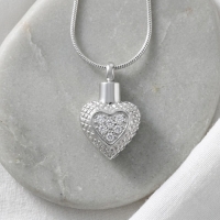 Hart ashanger met ruitjes en zirkonia &acirc;&euro;&ldquo; zilverkleur - Unisex