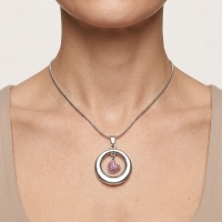 Stalen Ashanger Open Cirkel met Roze Kristal Hart &acirc;&euro;&ldquo; RVS Gedenksieraad - Unisex