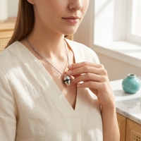 Stalen Ashanger Love Forever &acirc;&euro;&ldquo; Zilverkleurig & Zwart Gedenksieraad - Unisex