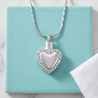 Stalen Ashanger Hart &acirc;&euro;&ldquo; Gedenkhanger Zilverkleurig Zonder Ketting - Unisex