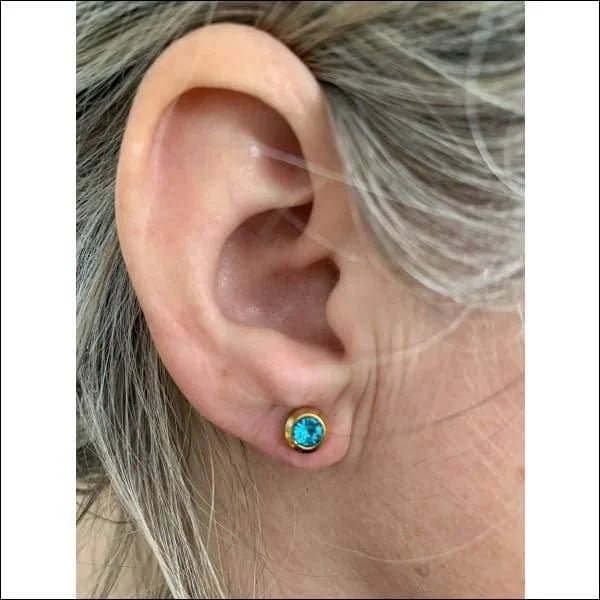 Oorbellen &acirc;&euro;&ldquo; RVS Goudkleurig met Blauwe Zirkonia (6mm) -