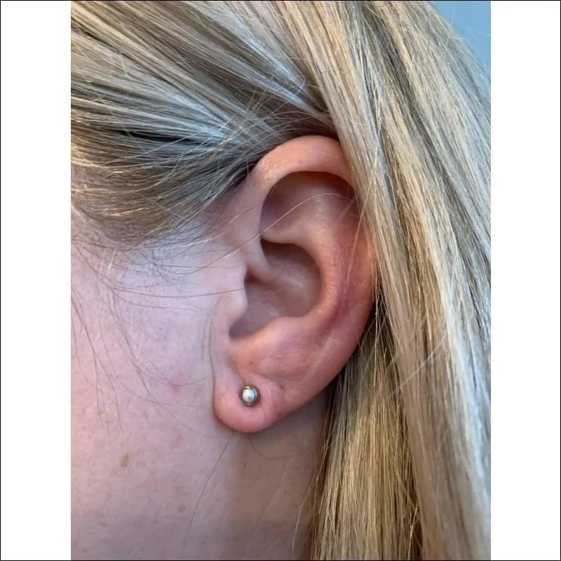 Oorstekers &acirc;&euro;&ldquo; Stalen Parel Wit Zilverkleurig (4mm) -