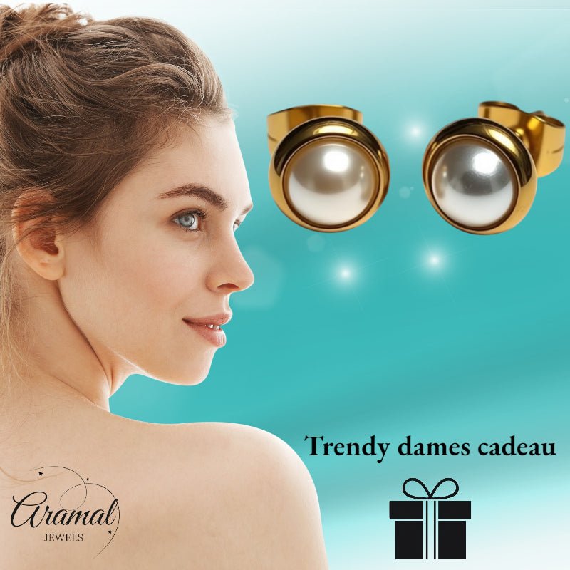 Oorknopjes &acirc;&euro;&ldquo; Parel Wit Goudkleurig (8mm) -