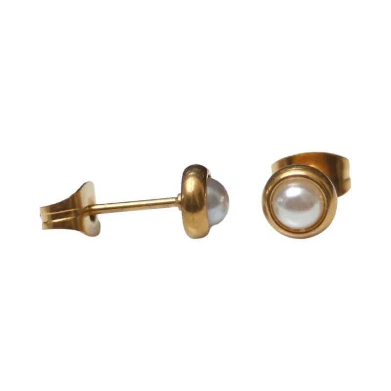 Oorbellen &acirc;&euro;&ldquo; Parel Wit in Goudkleurig Design (6mm) -