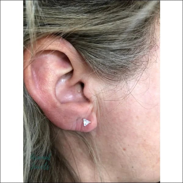 Zilveren Kristal Oorbellen - Driehoekvormige Pracht - 4mm / Roze -