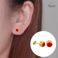 Rode Emaille Oorbellen met Goudkleurige Staal 4mm -
