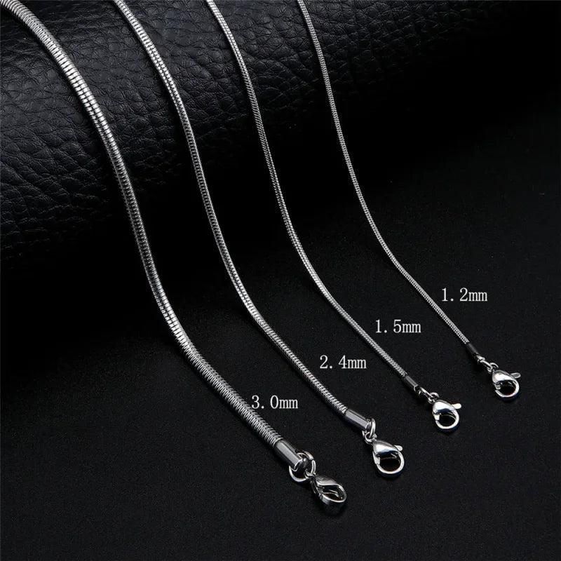 Zilverkleurige Slangenketting RVS &acirc;&euro;&ldquo; Ronde Snake Chain Dames Staal - 1.2mm / 75cm 