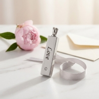 Ashanger Vierkante Buis Love Zirkonia &acirc;&euro;&ldquo; 40x8mm RVS Zilverkleurig Gedenksieraad - 