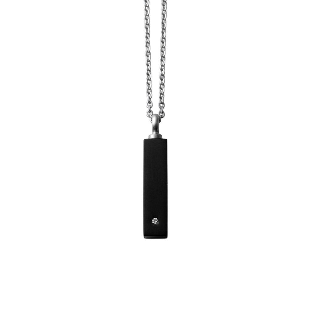 Ashanger Buis Zwart Kristal 316L Staal &acirc;&euro;&ldquo; 4x1cm Inclusief Ketting 50cm - Unisex