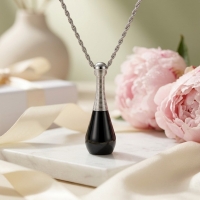 Ashanger Kegel 316L Staal Zwart & Zilver &acirc;&euro;&ldquo; 4cm Inclusief Ketting Gedenksieraa