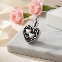 Ashanger 2 Hartjes &acirc;&euro;&ldquo; 30x18mm Staal Emaille Zilverkleurig & Zwart - Unisex
