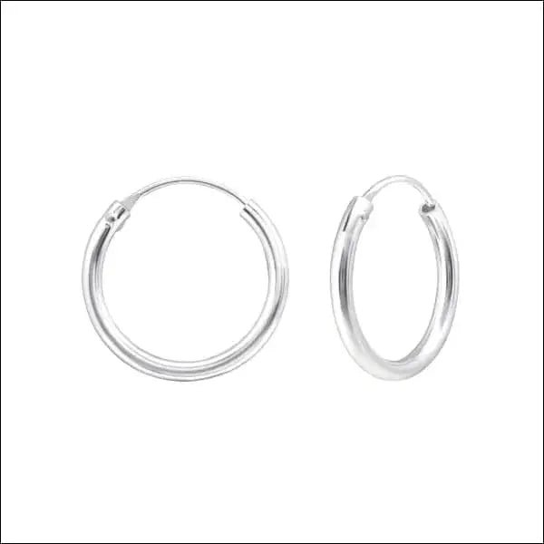 Zilveren Oorringen &acirc;&euro;&ldquo; Meerdere Maten 8-22mm 925 Zilver Huggie - Zilverkleurig / 18