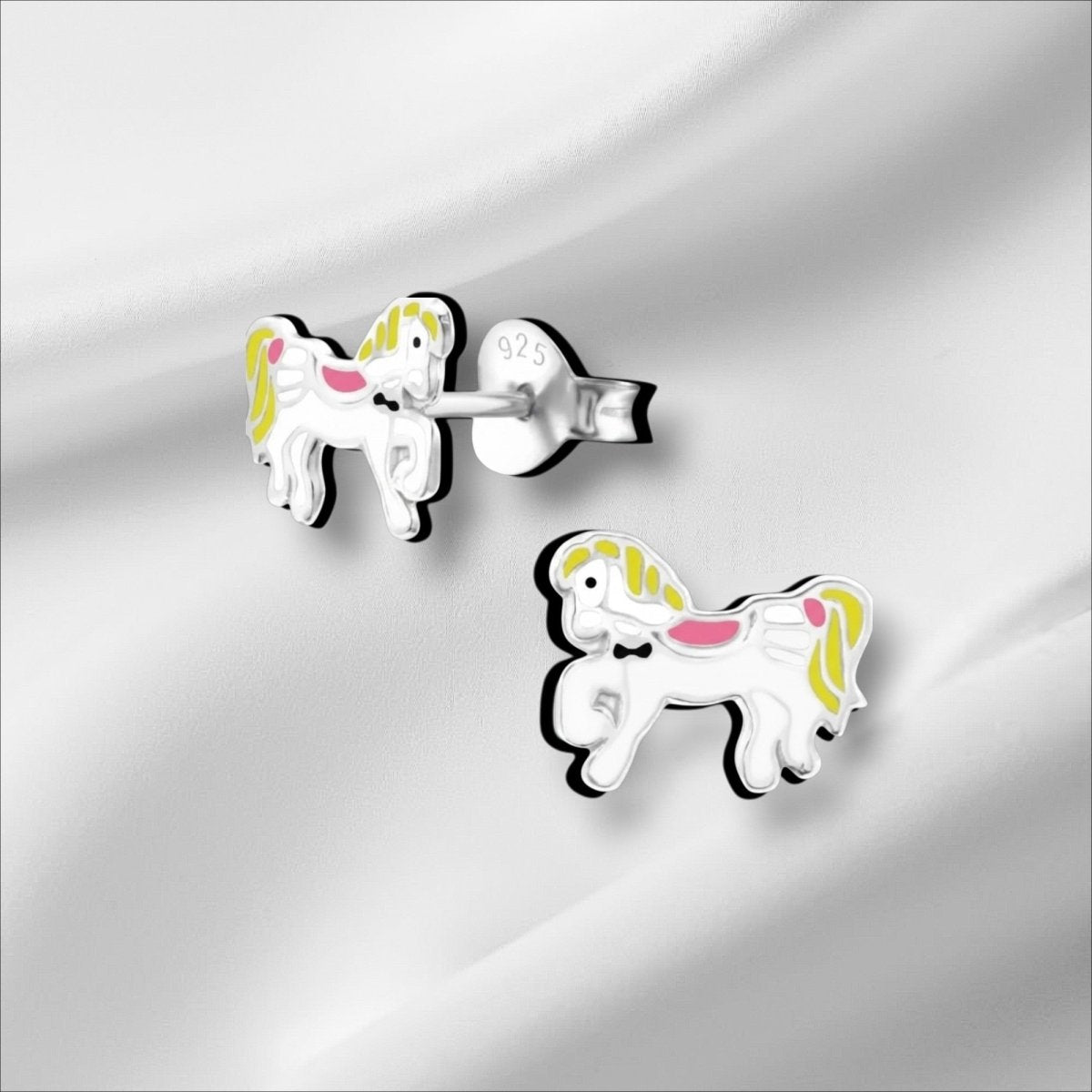 Zilveren Paarden Oorbellen Wit Geel Emaille &acirc;&euro;&ldquo; 9x7mm 925 Zilver - Unisex