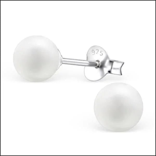 Zilveren Parel Oorbellen - Tijdloze Elegantie - 6mm / Mat Wit -