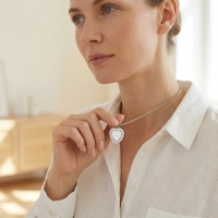 Hart ashanger met zirkonia rand &acirc;&euro;&ldquo; zilverkleurig - Unisex