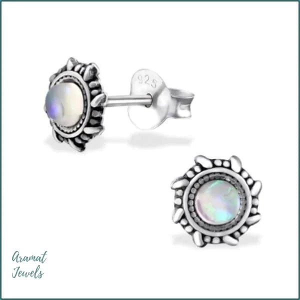 925 Zilveren Bali Oorbellen Rond - Etnisch Design - Opaal Wit/6mm -