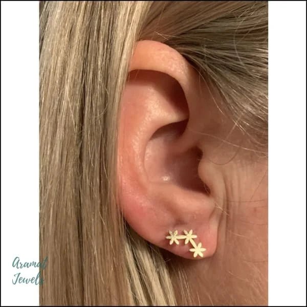 RVS Bloemen Oorbellen Diverse Kleuren - Bloem Oorstekers - Zilverkleurig-10x8mm -
