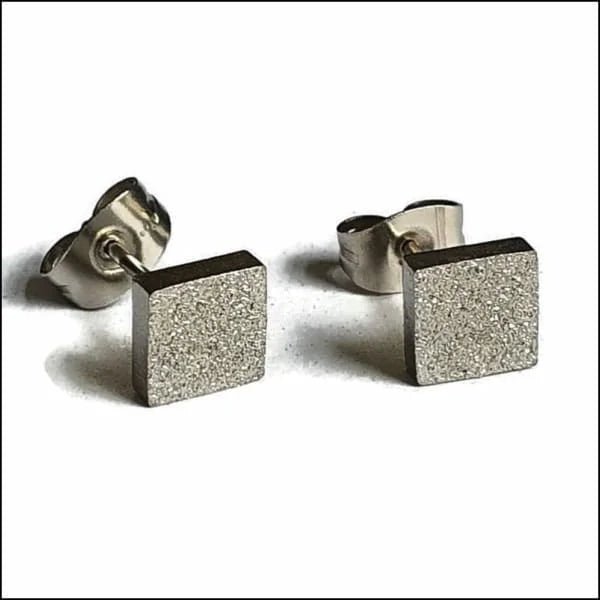 RVS Vierkante Oorbellen Diverse Kleuren - Geometrische Oorstekers - Zilverkleurig Sandblasted / 7mm 
