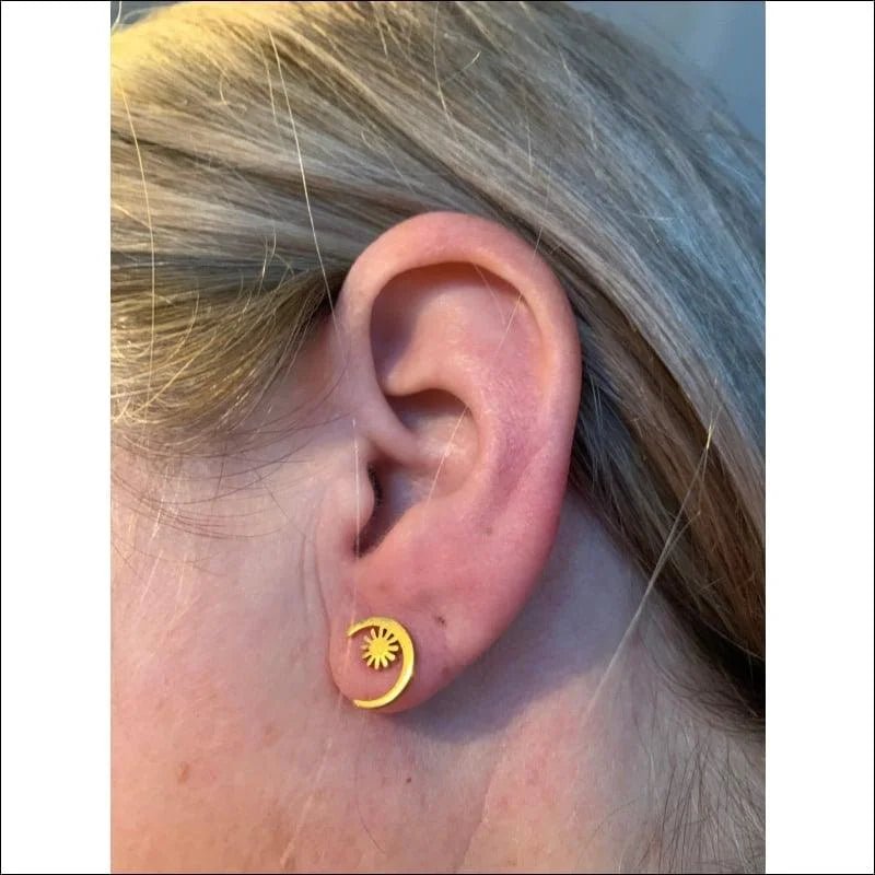 RVS Maan Oorbellen Diverse Kleuren 8-10mm - Trendy Moon Studs - Open -Goudkleur-10mm -