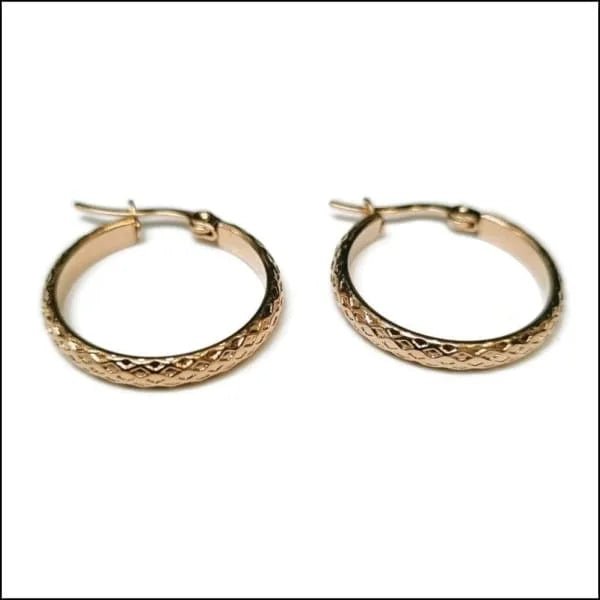 Stijlvolle Stalen Oorringen met ruitpatroon - Goudkleurig / 30mm -