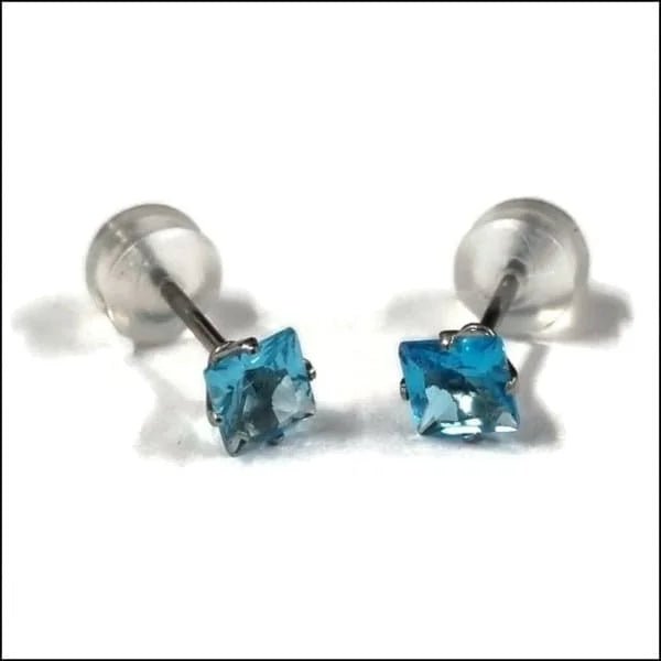 RVS Vierkante Zirkonia Oorbellen  - Tijdloze Oorstekers - Zilverkleurig / Zee Blauw / 4mm -