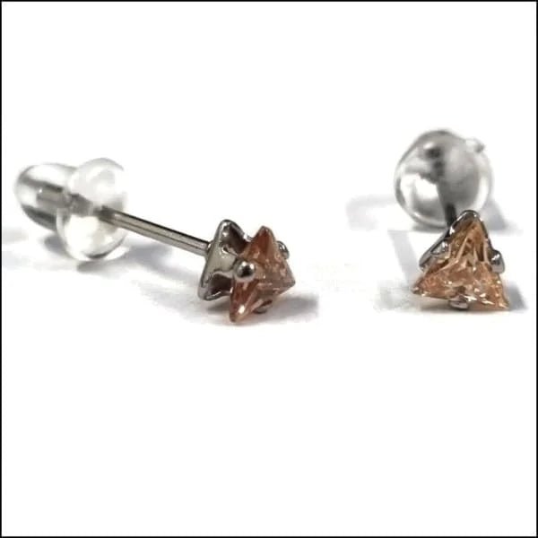 RVS Zweerknopjes Driehoek Zirkonia  - Geometrische Studs - Zilverkleurig / 4 mm / Champagne -