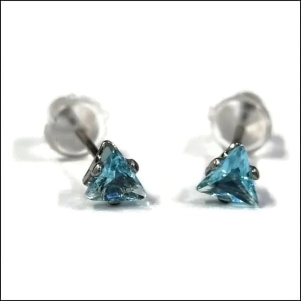 RVS Zweerknopjes Driehoek Zirkonia  - Geometrische Studs - Zilverkleurig / 4 mm / Roze -