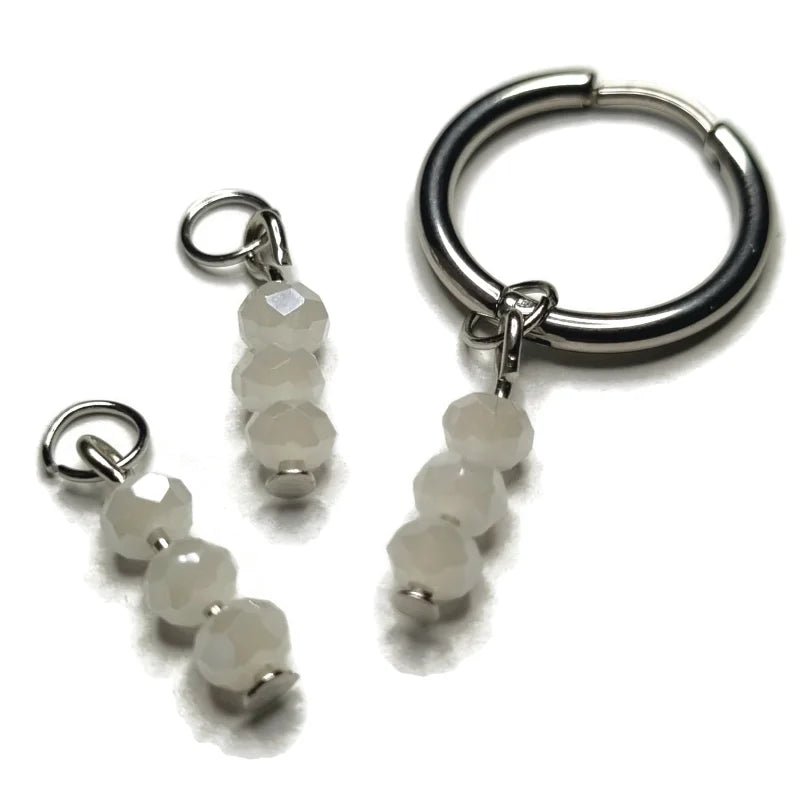 Parelglans Kralen Bedeltje 3 Facet - Oorbel Charm - Zilverkleur / Crystal-pearl shine - Unisex