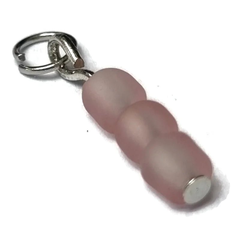 Mat Roze Kralen Bedeltje - Zilverkleur / 3 kraaltjes - Unisex