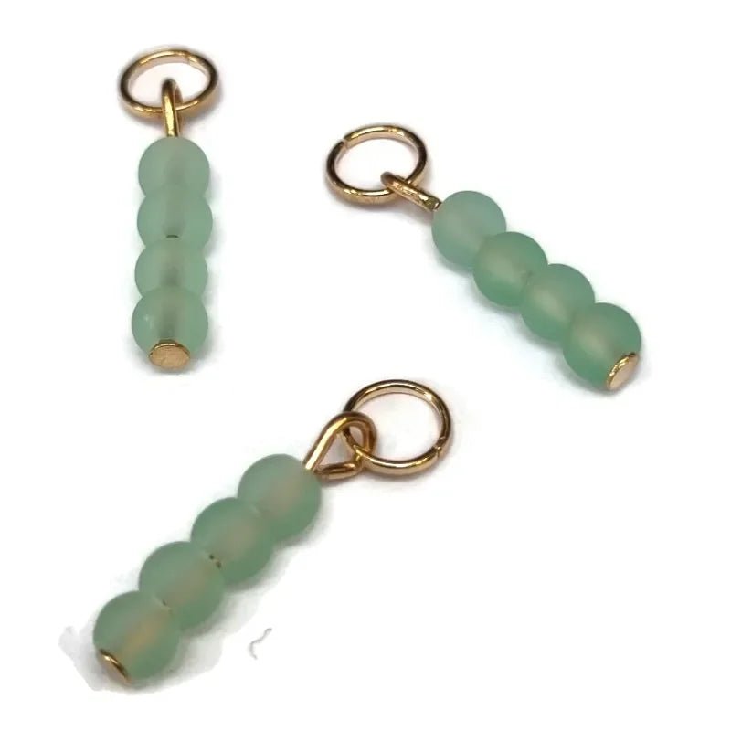 Handgemaakte Mint Groene Kralen bedeltjes - Zilverkleur / 4 kraaltjes - Unisex